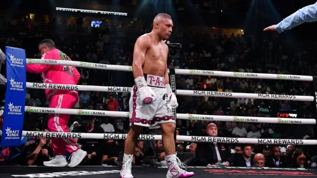 'Pitbull' Cruz venció a Giovani Cabrera 