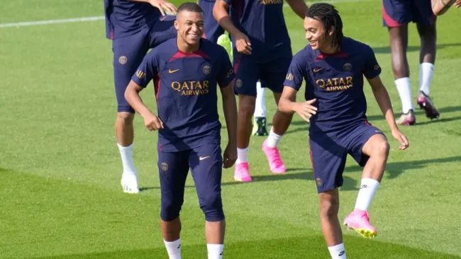 Kylian Mbappé se mantiene separado del primer equipo del Paris Saint Germain