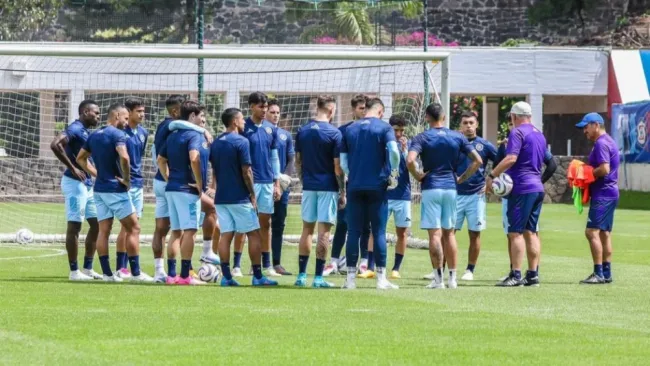 Ricardo Ferretti ya se despidió de los jugadores de Cruz Azul