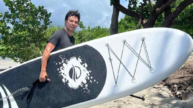 Checo Pérez se olvidó de la Fórmula 1 y disfruta de sus vacaciones en México