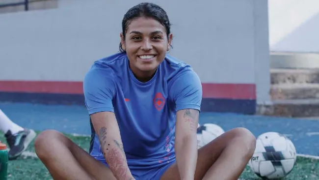 Daniela Flores se recupera tras fuerte choque en Clásico Joven Femenil: "Fue muy aterrador"