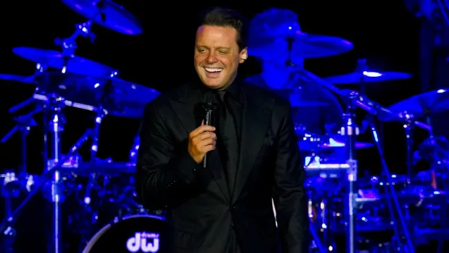 Luis Miguel: Habla el doctor que le realizó una cirugía de manga gástrica al cantante