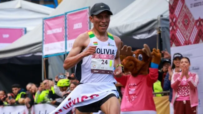 Héctor Garibay: De ser taxista a ganar el Maratón de la CDMX y 550 mil pesos