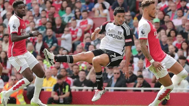 Raúl jugando con el Fulham