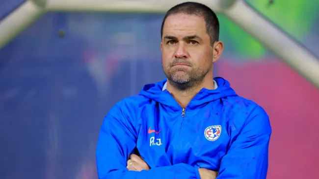 André Jardine en un partido del América en Liga MX