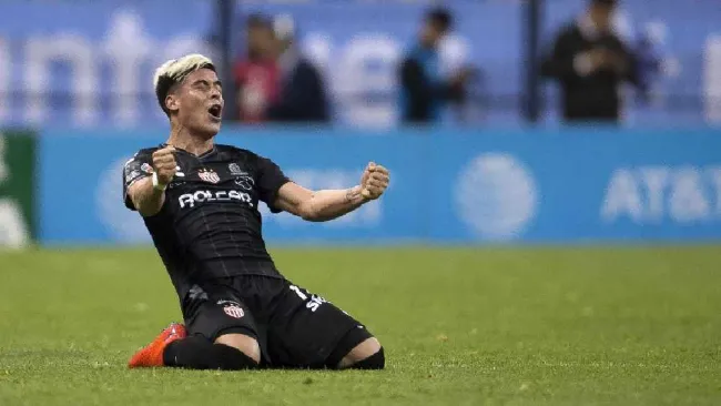 Brian Fernández volvió a anotar en el futbol mexicano tras 1597 días sin gol