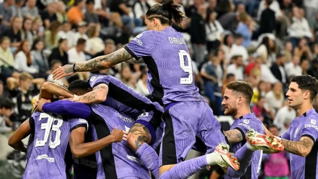 Liverpool remontó contra el LASK Linz