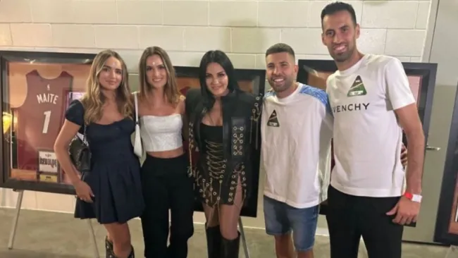 Sergio Busquets y Jordi Alba asistieron al concierto de RBD en Miami