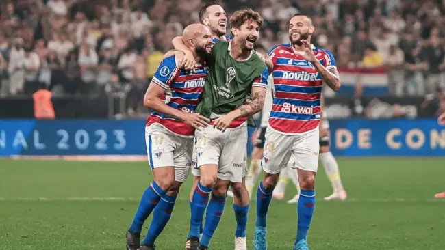 Fortaleza celebra el gol del empate ante el 'Timao'