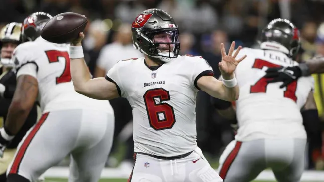 Baker Mayfield lanzó 3 TDs en la victoria de los Bucs sobre los Saints