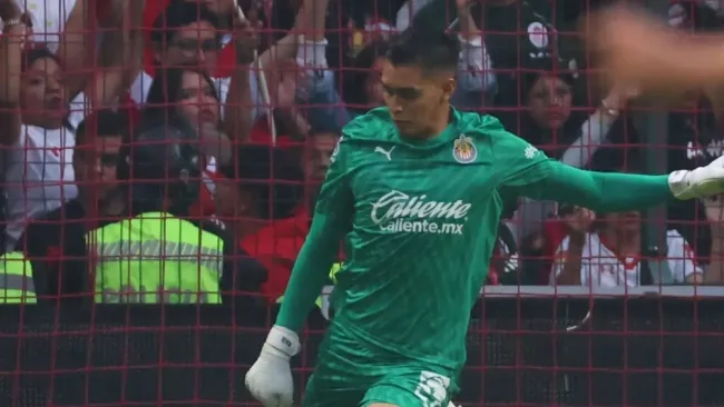El arquero mexicano en el cotejo ante los Diablos 