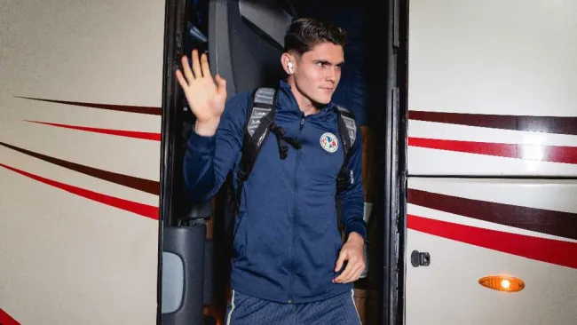 Israel Reyes volvió a demostrar su habilidad musical al ritmo de Vicente Fernández