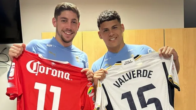 Maxi Araujo y Federico Valverde intercambiaron jerseys