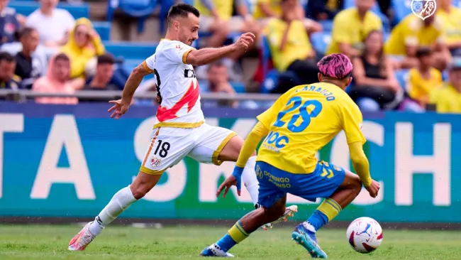 Julián Araujo entró de cambio en la derrota de Las Palmas