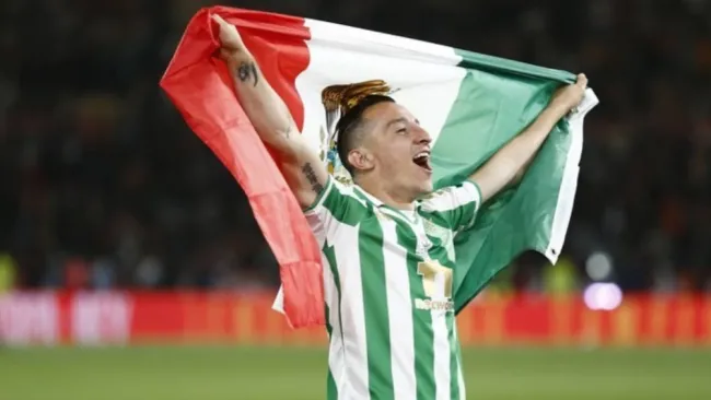Andrés Guardado llegó a más de 200 partidos con Betis