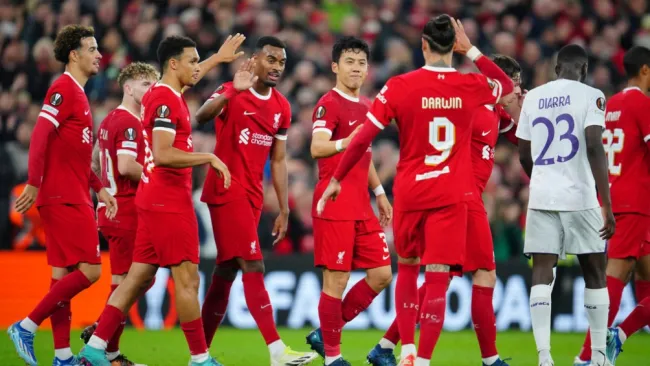 Liverpool golea al Toulouse en Anfield y mantiene paso perfecto en Europa League