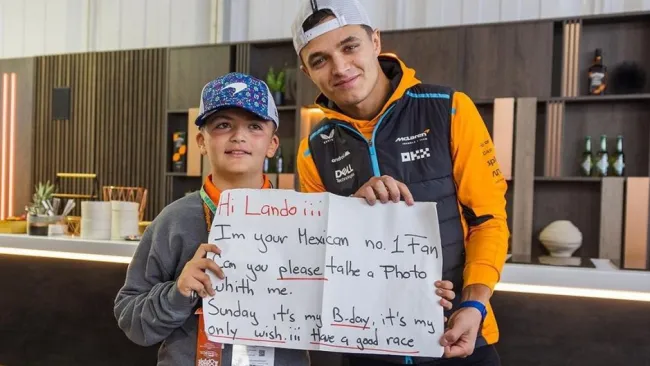 Lando Norris junto a su fanático 