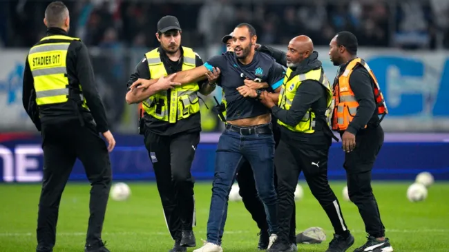 Ministro de Francia informa que ya hay nueve detenidos tras linchamiento al camión del Lyon