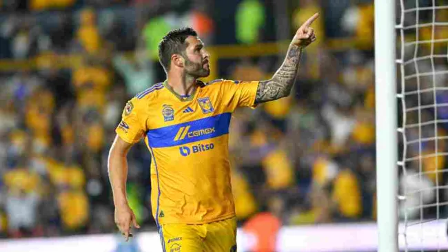 El francés salió lesionado tras marcar su gol 200 con Tigres