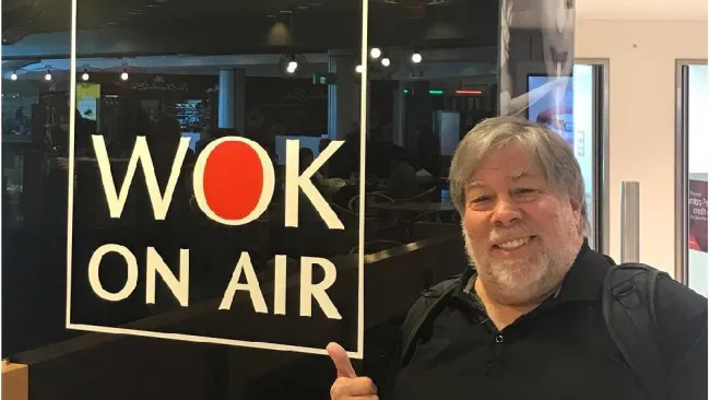 Internan de urgencia en la Ciudad de México al cofundador de la empresa Apple