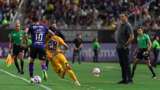 Robert Dante Siboldi mostró su molestia con el Play-In