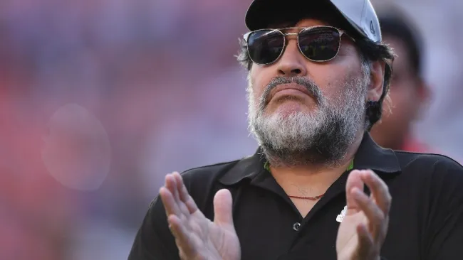 Hijas de Maradona explotan y responden a Mauricio Macri: "Eres un cartonero"