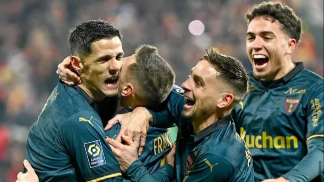 Ligue 1: Lens vence a Lyon tras haber sido goleado por Arsenal en Champions League