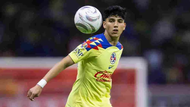 ¿Y dejaría el futbol? Kevin Álvarez reveló condición con la que abriría su 'Página azul'