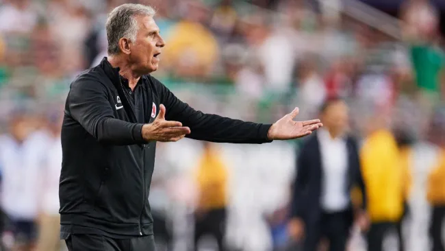 A un mes de recibir la Copa de Asia, Qatar despide al técnico Carlos Queiroz