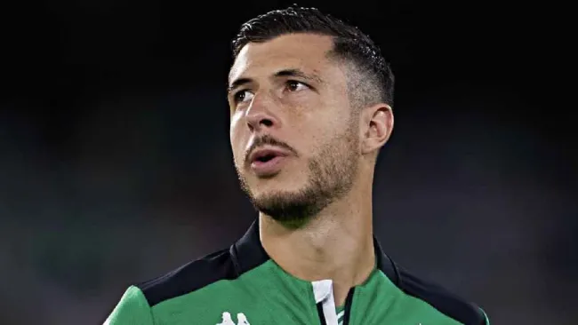 Betis confirmó fractura de Guido Rodríguez en la pierna derecha