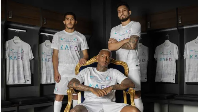 Al Nassr lanzará una nueva playera alternativa para la temporada 