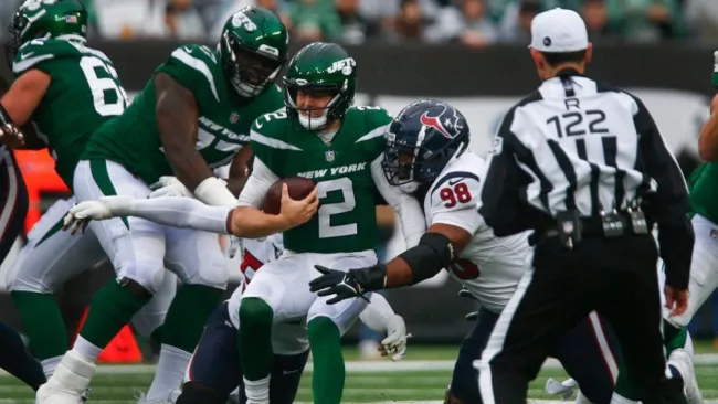 NFL: Oficiales envueltos en polémica por castigos no marcados 'se fueron limpios' esta semana