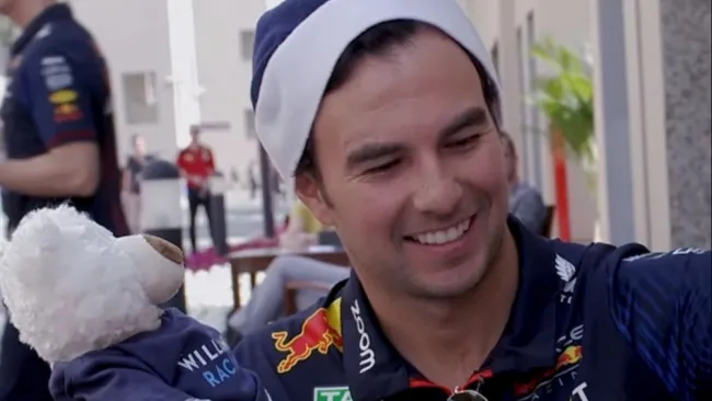 ¡'Llegó' la Navidad! Pilotos de Fórmula 1 recibieron regalos sorpresas de sus compañeros