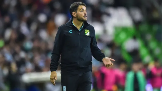 Nicolás Larcamón es nuevo entrenador del Cruzeiro de Brasil