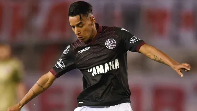 ¡De ser uber a jugar en primera división! José Luis Gómez refuerza a San Martín de San Juan