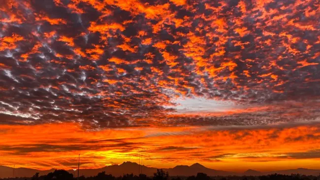 ¿Lo viste? Ciudad de México tiene un amanecer como de película 