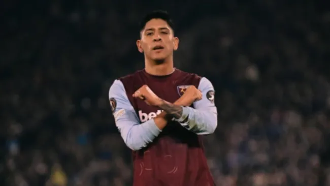 West Ham se 'rinde' ante Edson Álvarez tras buena actuación contra Brighton