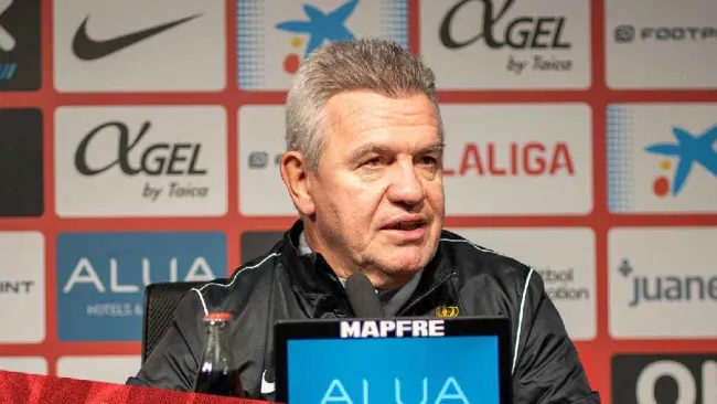 Vasco Aguirre está molesto por bajas por enfermedad: 'Les digo que se abriguen'