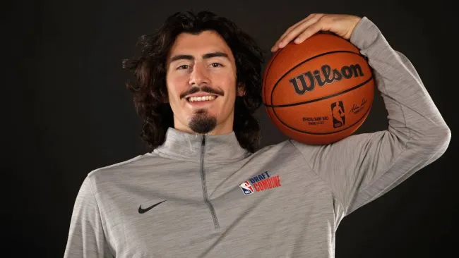 Expertos de basquetbol 'sorprendidos' por el gran nivel de Jaime Jáquez en Miami Heat