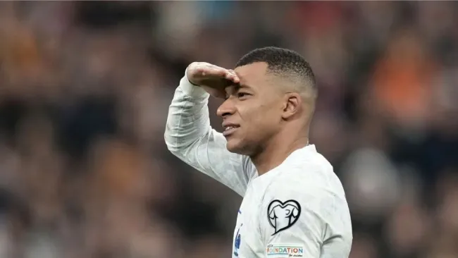 Mbappé dará a conocer su decisión en los próximos días