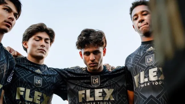 Chivas amarra otro mexicoamericano: Fichan a Christian Torres, jugador del LAFC