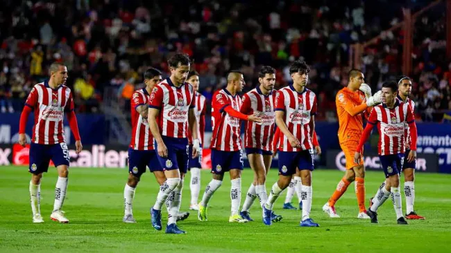 Chivas viajó a Canadá sin ‘Piojo’, ‘Pocho’ ‘Guti’ y Chiquete para duelo ante el Forge FC