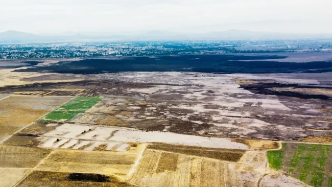 La superficie de la laguna es de mil 853 hectáreas.