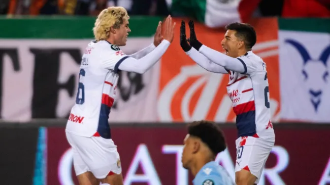 'Pollo' Briseño sobre 'extranjeros' en Chivas: "No nos afecta; es un tema para subir rating"