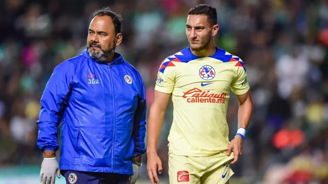 ¡Una más! Sebastián Cáceres sale lesionado ante León y enciende las alarmas en América