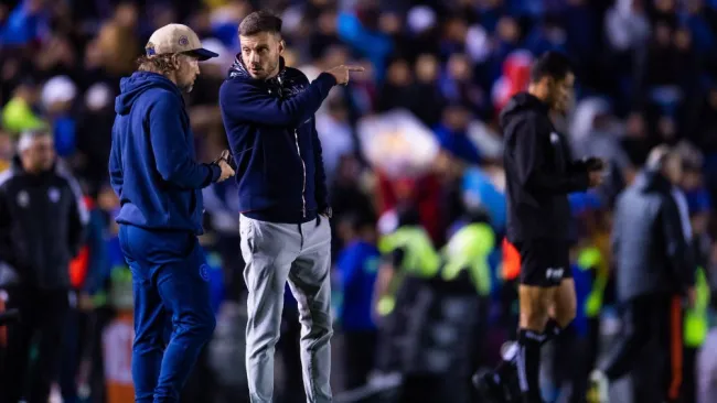 Martín Anselmi durante el partido ante Tigres