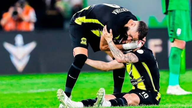 Al Ittihad avanzó a 4tos de Final de Champions de Asia; Benzema marcó autogolazo y dio asistencia