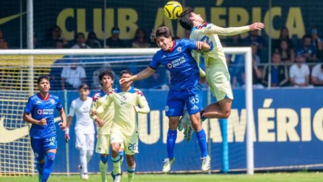 América y Cruz Azul, con una victoria por bando en la Sub 23 y Sub 18