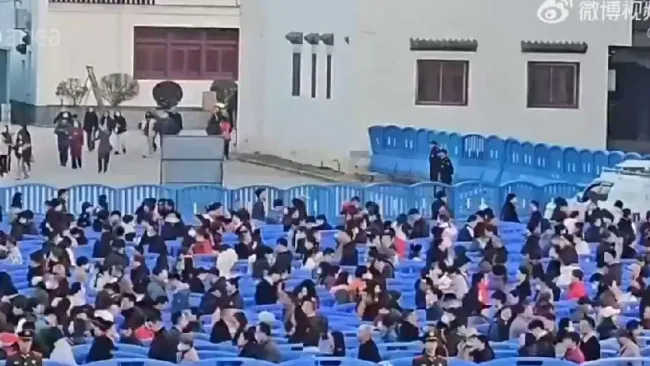 ¡Eso es magia! Se hace viral video que promete congelar la imagen si sacudes el celular mientras lo ves