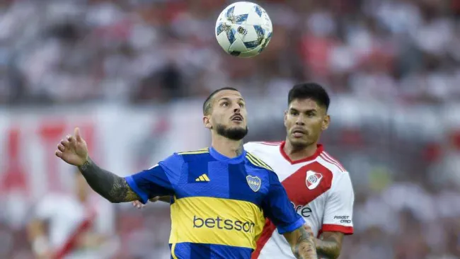 'Jugada Fantasma' en el Clásico Argentino se vuelve viral en redes sociales